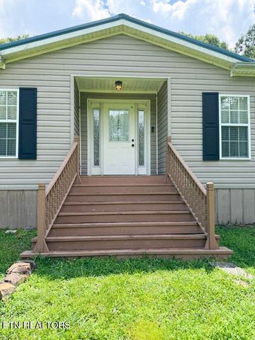 133 Thompson Rd, Crossville, TN 38571