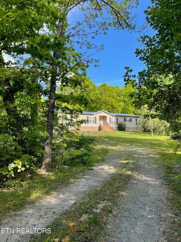 133 Thompson Rd, Crossville, TN 38571