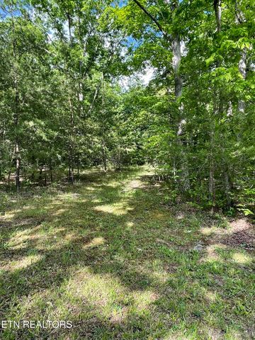 133 Thompson Rd, Crossville, TN 38571
