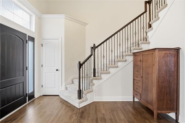 5703 NW 93rd Street, Kansas City, MO 64154