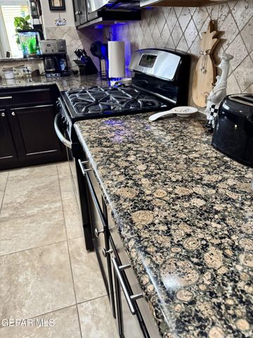 3138 HIDDEN CREEK Drive, El Paso, TX 79938