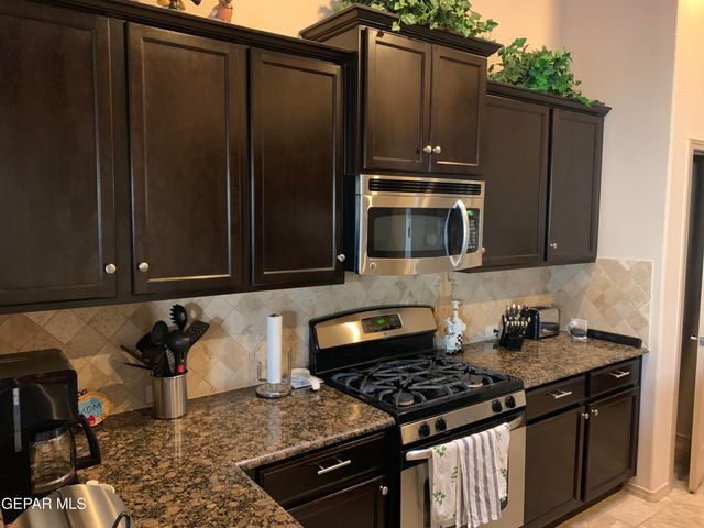 3138 HIDDEN CREEK Drive, El Paso, TX 79938