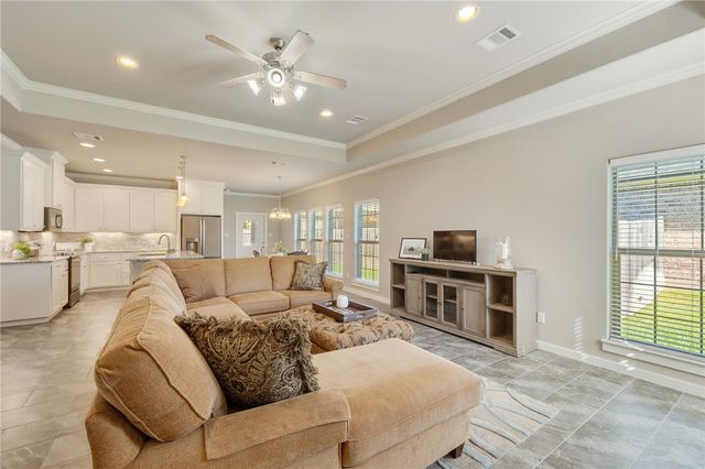 3081 Peterson Circle, Bryan, TX 77802