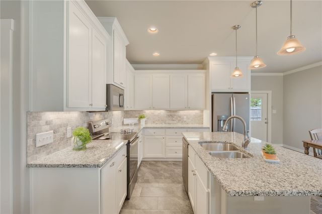 3081 Peterson Circle, Bryan, TX 77802