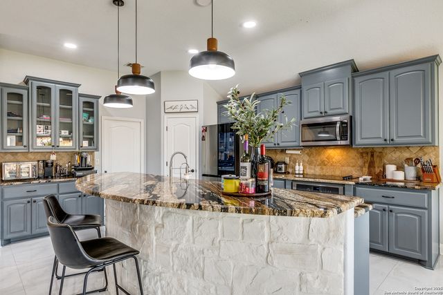 2287 Sun Chase, New Braunfels, TX 78130