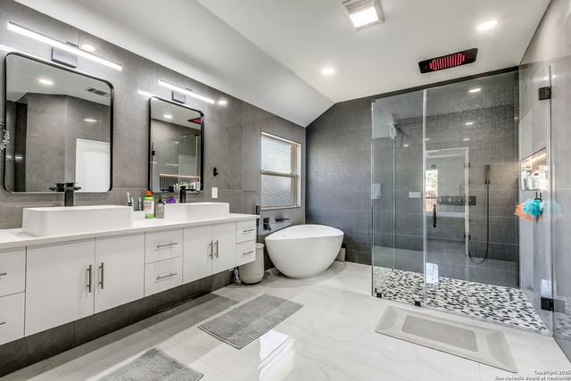 2287 Sun Chase, New Braunfels, TX 78130