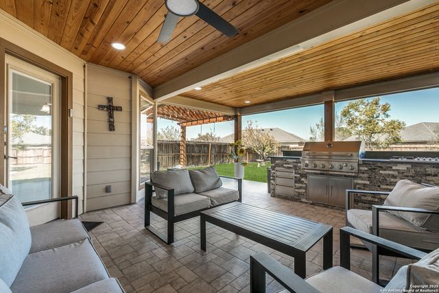 2287 Sun Chase, New Braunfels, TX 78130