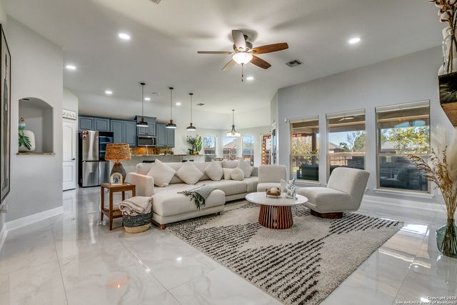 2287 Sun Chase, New Braunfels, TX 78130