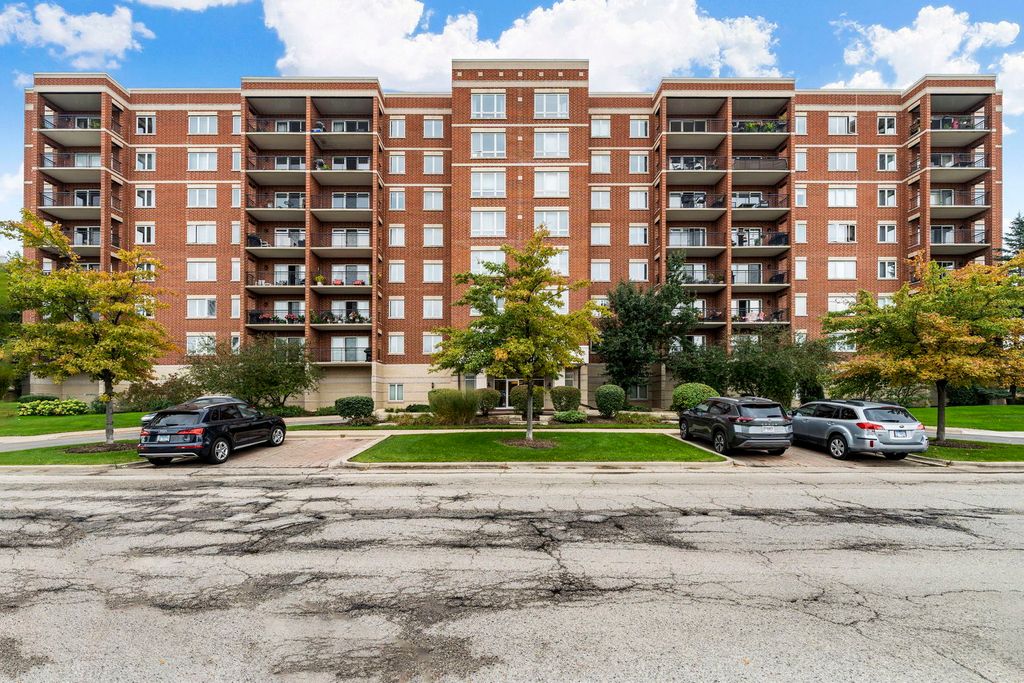 5555 N CUMBERLAND Avenue 509, Chicago, IL 60656