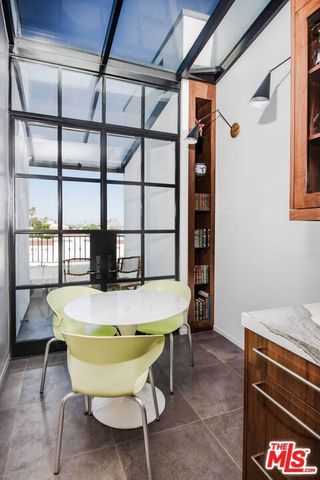 1302 Sweetzer Avenue 603, West Hollywood, CA 90046