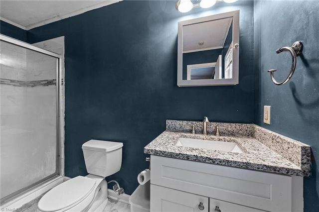 204 Kyle Road, Winston-salem, NC 27104