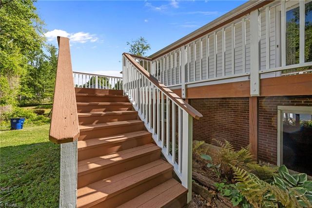 204 Kyle Road, Winston-salem, NC 27104