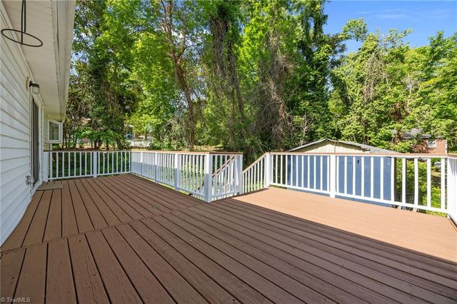 204 Kyle Road, Winston-salem, NC 27104