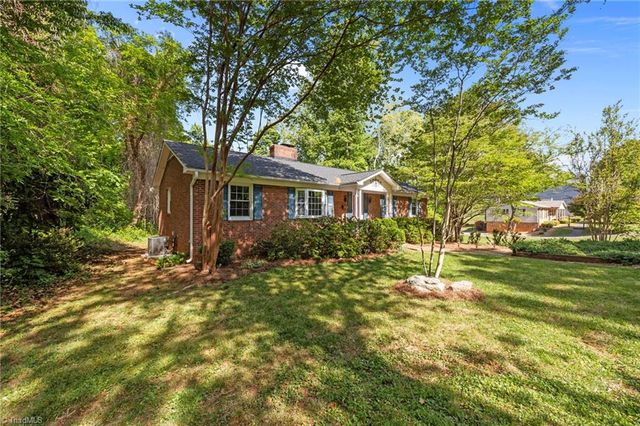 204 Kyle Road, Winston-salem, NC 27104