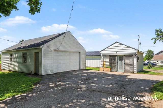 7579 100th Street Se, Caledonia Twp, MI 49316
