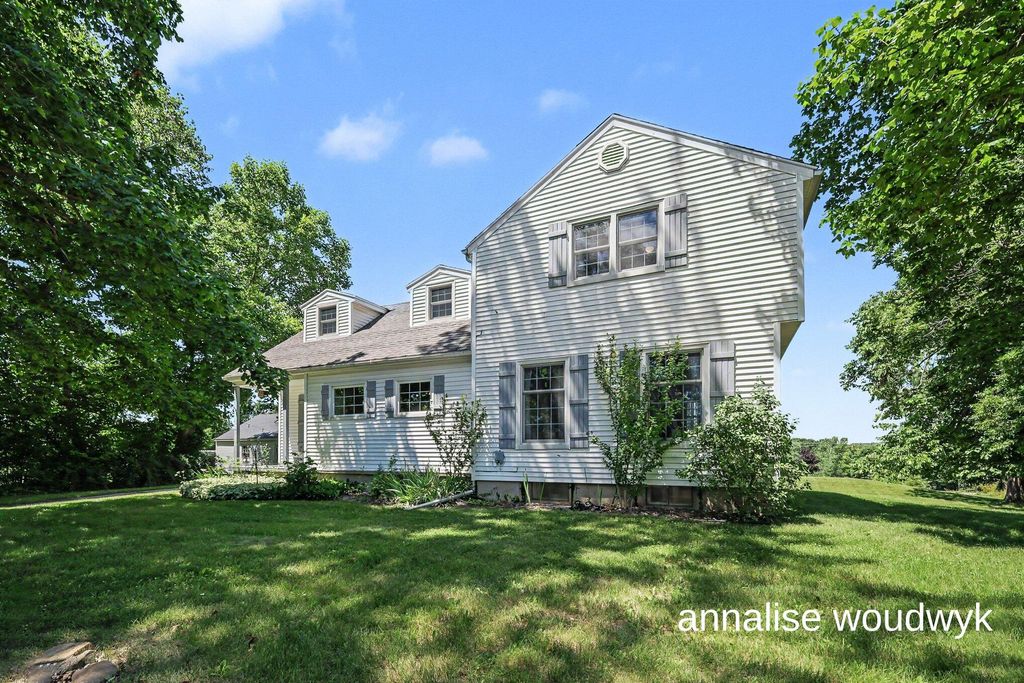 7579 100th Street Se, Caledonia Twp, MI 49316
