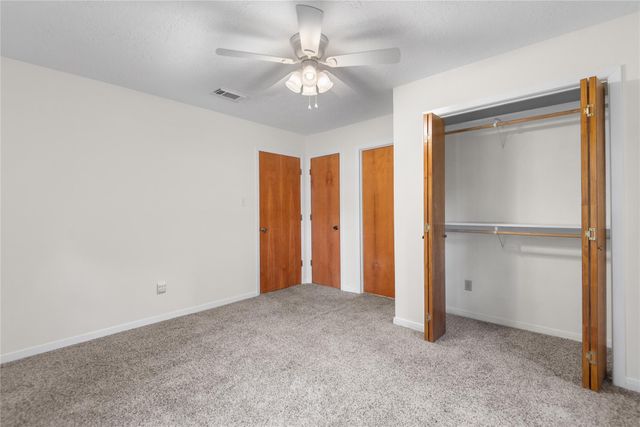 211 Brantley Lane, Magnolia, TX 77354