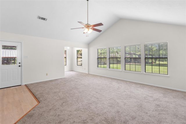 211 Brantley Lane, Magnolia, TX 77354