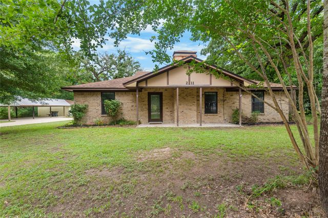 211 Brantley Lane, Magnolia, TX 77354