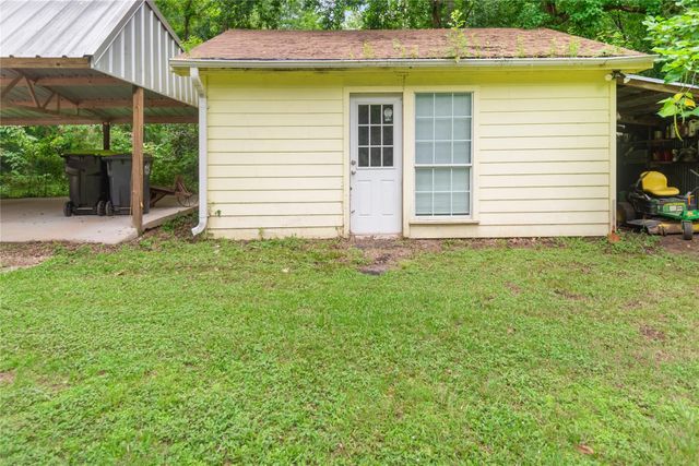 211 Brantley Lane, Magnolia, TX 77354
