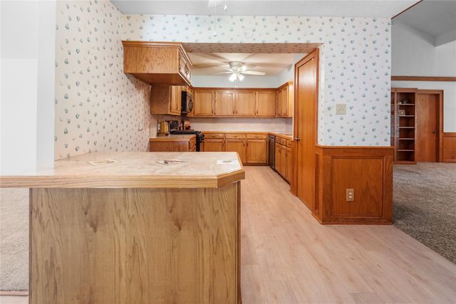 211 Brantley Lane, Magnolia, TX 77354