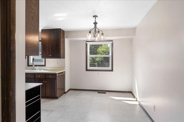 6796 161st Street W, Rosemount, MN 55068