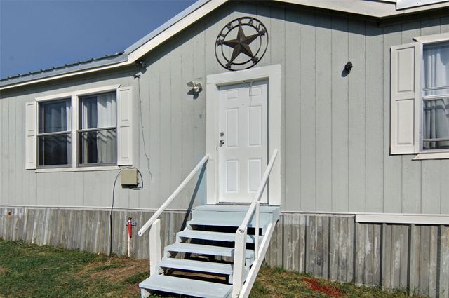 106 Choctaw Ridge, Weatherford, TX 76085