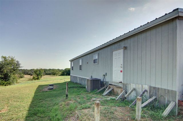 106 Choctaw Ridge, Weatherford, TX 76085