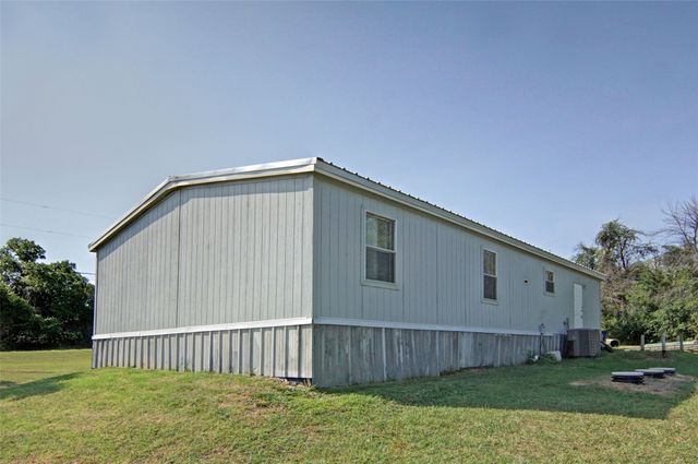 106 Choctaw Ridge, Weatherford, TX 76085
