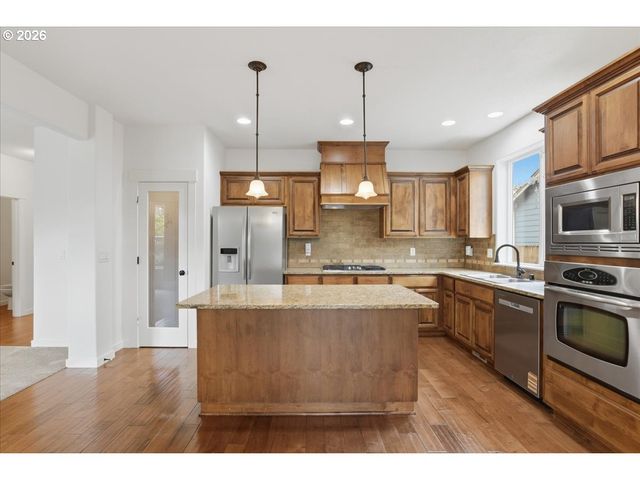 6905 Ne 104TH Way, Vancouver, WA 98686