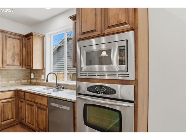 6905 Ne 104TH Way, Vancouver, WA 98686