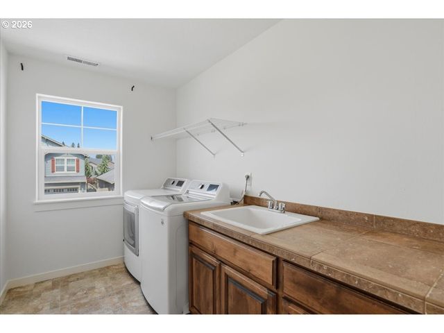 6905 Ne 104TH Way, Vancouver, WA 98686