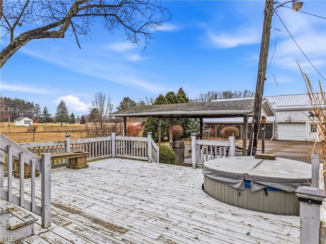 8539 Schubert Avenue NE, Alliance, OH 44601