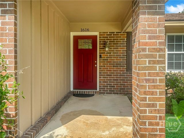 1616 Rosemary Street, Savannah, GA 31415