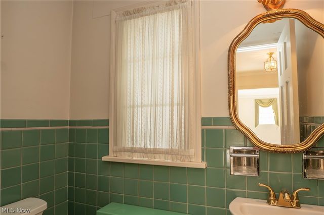 321 19th Street NW, Canton, OH 44709