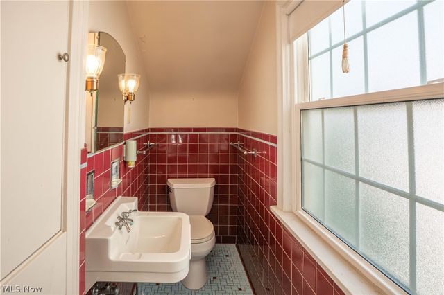 321 19th Street NW, Canton, OH 44709