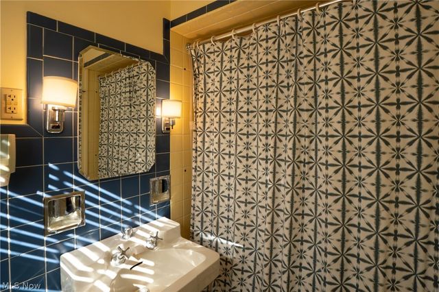 321 19th Street NW, Canton, OH 44709