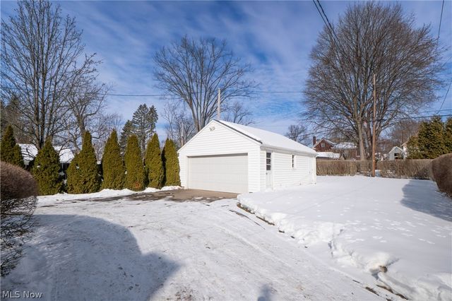 321 19th Street NW, Canton, OH 44709