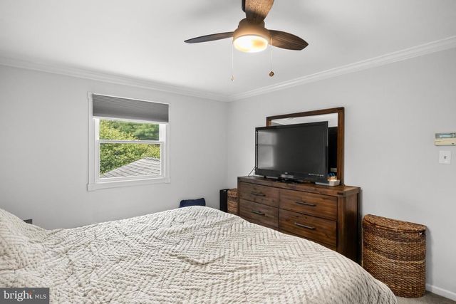 9 BARNETT RD, Lawrenceville, NJ 08648