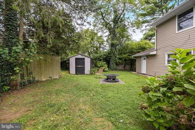 9 BARNETT RD, Lawrenceville, NJ 08648