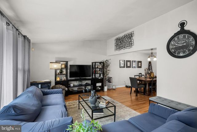 9 BARNETT RD, Lawrenceville, NJ 08648