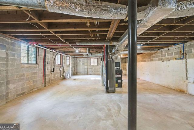 1703 Barrett Drive NW, Atlanta, GA 30318