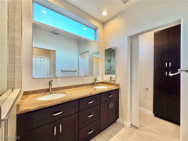 10541 Broom Hill Drive, Las Vegas, NV 89134