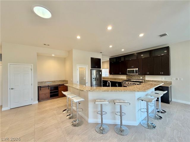 10541 Broom Hill Drive, Las Vegas, NV 89134