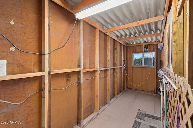 7727 E Calypso Avenue, Mesa, AZ 85208