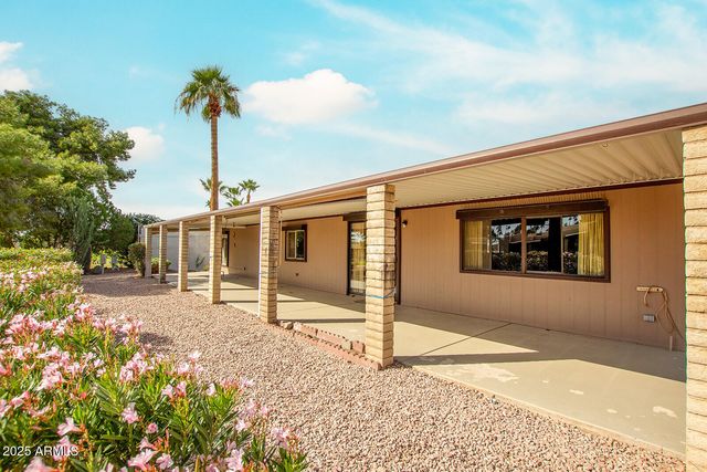 7727 E Calypso Avenue, Mesa, AZ 85208