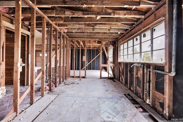 315 Blue Bonnet St, San Antonio, TX 78202