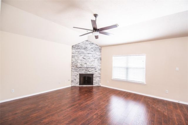 3419 S Daniel Oak Circle, Spring, TX 77389