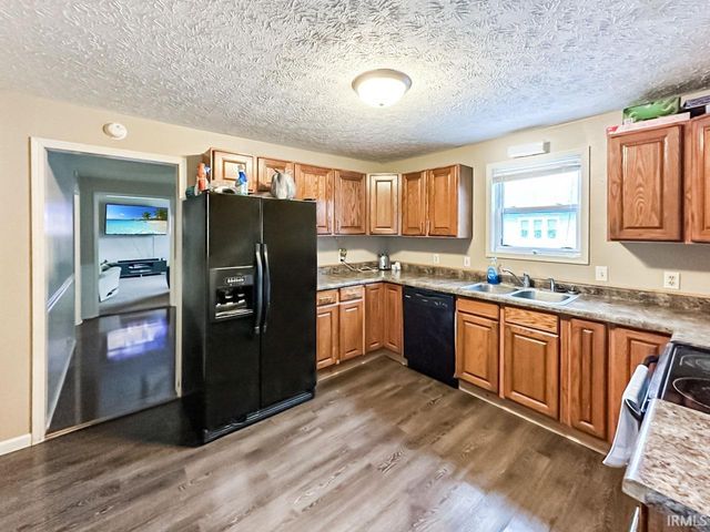 1401 W Morrison Street, Frankfort, IN 46041