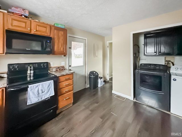 1401 W Morrison Street, Frankfort, IN 46041